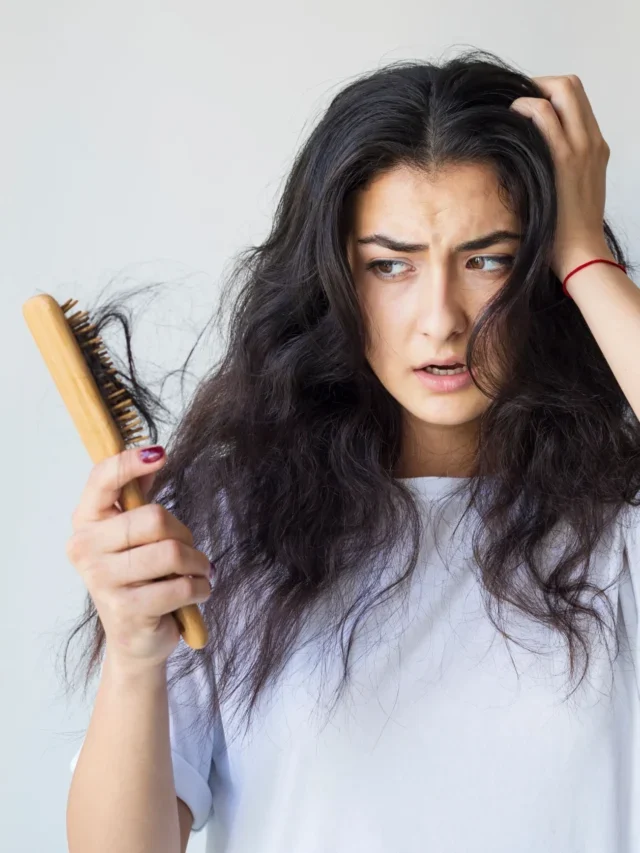 6 Remedies to Prevent Hair Fall in Monsoon