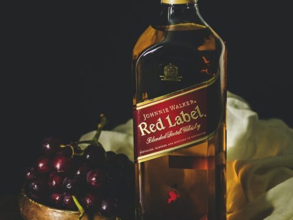 7 Indian whisky brands under Rs 1000