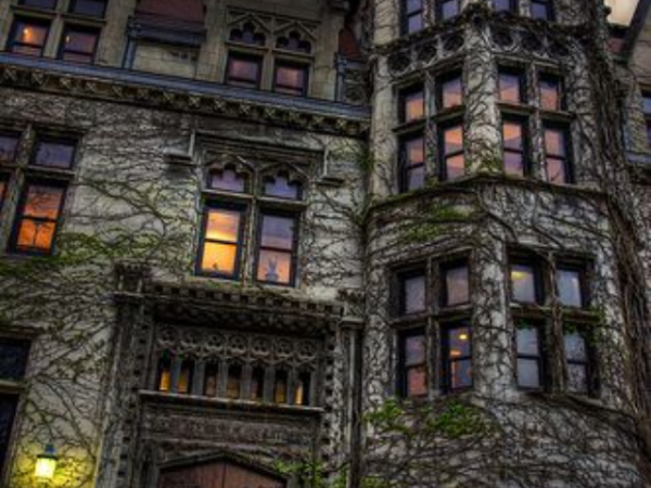10 Most Haunted Universities in USA