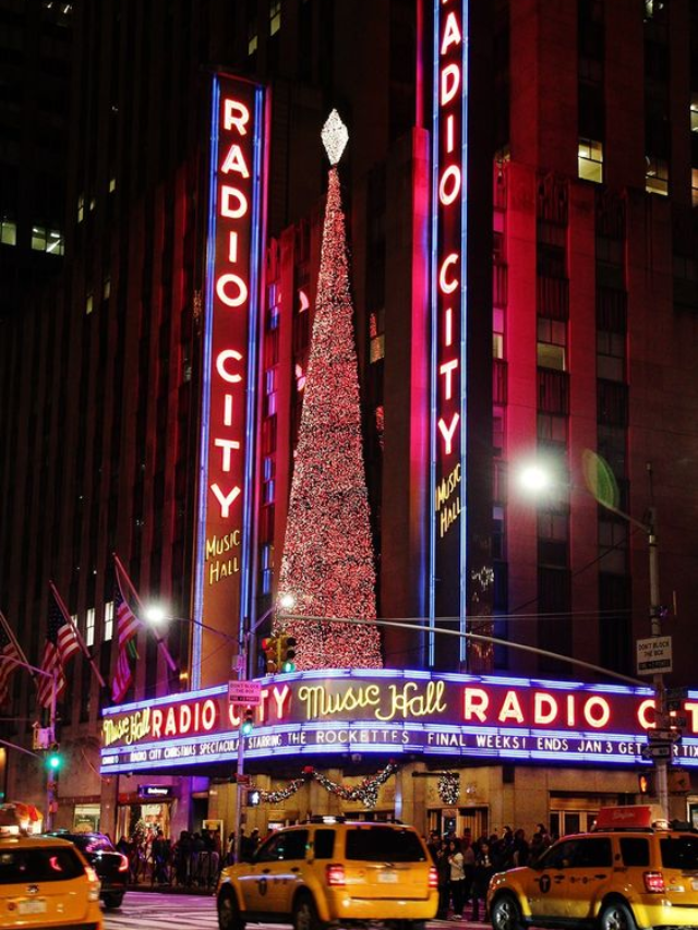 10 Must-See Broadway Shows in New York City
