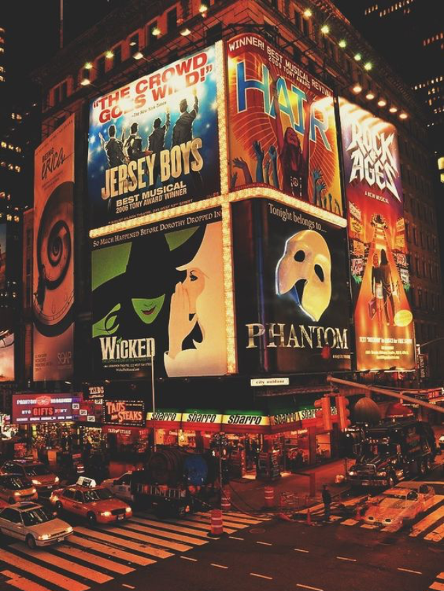 Top 10 Must-See Broadway Shows in New York City